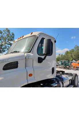 FREIGHTLINER CASCADIA Cab