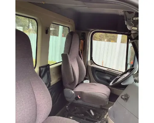 FREIGHTLINER CASCADIA Cab