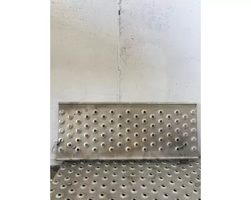FREIGHTLINER CASCADIA Catwalk