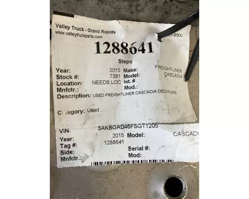 FREIGHTLINER CASCADIA Catwalk