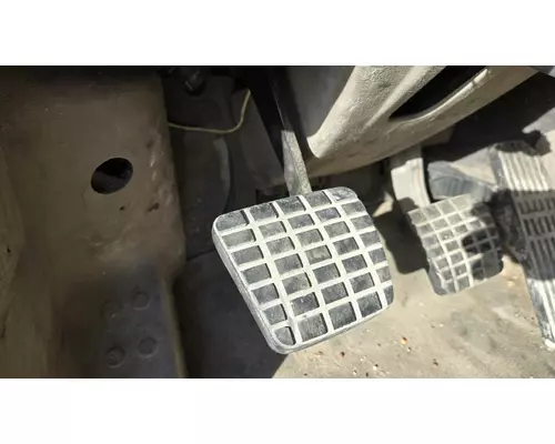 FREIGHTLINER CASCADIA Clutch Master Cylinder