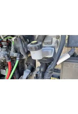 FREIGHTLINER CASCADIA Clutch Master Cylinder