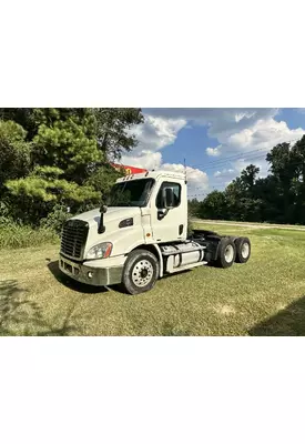 FREIGHTLINER CASCADIA Complete Vehicle