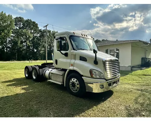 FREIGHTLINER CASCADIA Complete Vehicle