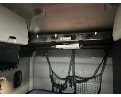 FREIGHTLINER CASCADIA Complete Vehicle