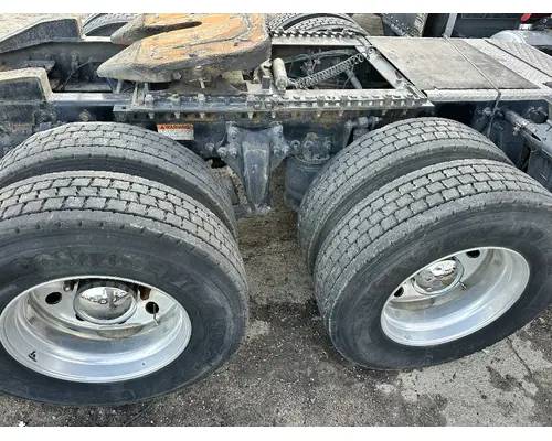 FREIGHTLINER CASCADIA Complete Vehicle