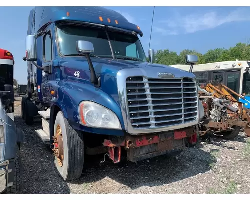 FREIGHTLINER CASCADIA Complete Vehicle