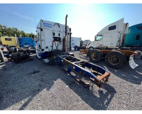FREIGHTLINER CASCADIA Complete Vehicle