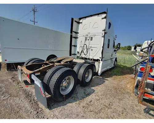 FREIGHTLINER CASCADIA Complete Vehicle