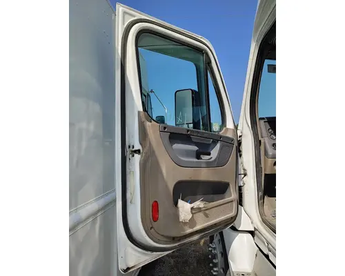 FREIGHTLINER CASCADIA Complete Vehicle