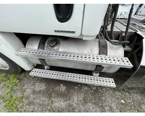 FREIGHTLINER CASCADIA Complete Vehicle