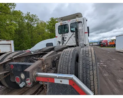 FREIGHTLINER CASCADIA Complete Vehicle
