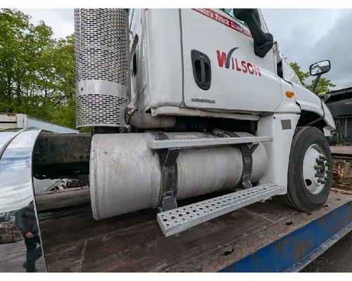 FREIGHTLINER CASCADIA Complete Vehicle