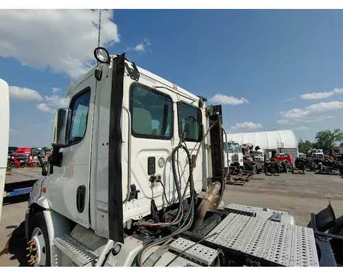 FREIGHTLINER CASCADIA Complete Vehicle