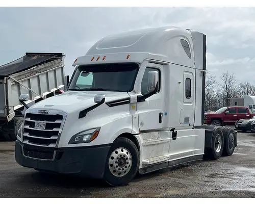 FREIGHTLINER CASCADIA Complete Vehicle
