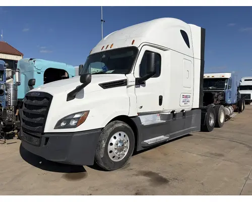 FREIGHTLINER CASCADIA Complete Vehicle
