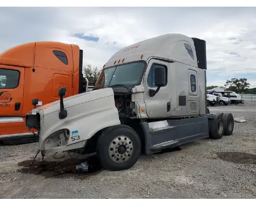 FREIGHTLINER CASCADIA Complete Vehicle