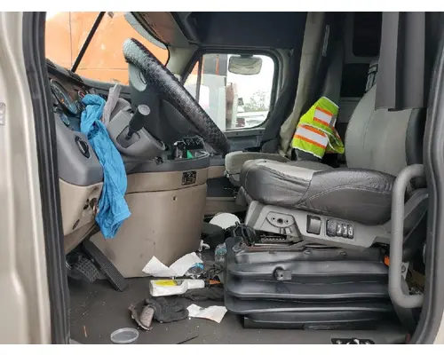 FREIGHTLINER CASCADIA Complete Vehicle