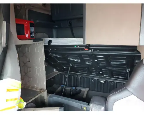 FREIGHTLINER CASCADIA Complete Vehicle