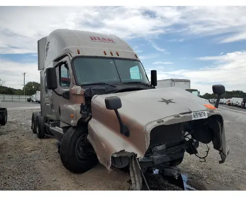 FREIGHTLINER CASCADIA Complete Vehicle