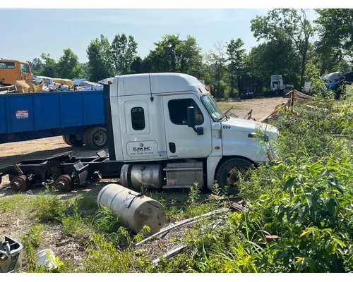 FREIGHTLINER CASCADIA Complete Vehicle