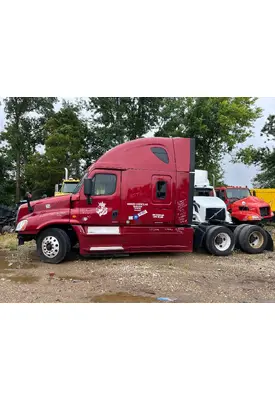 FREIGHTLINER CASCADIA Complete Vehicle