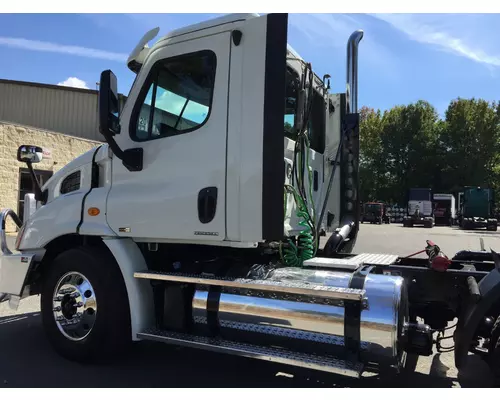 FREIGHTLINER CASCADIA Complete Vehicles