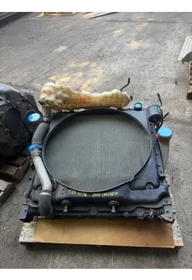 FREIGHTLINER CASCADIA Cooling Assy. (Rad., Cond., ATAAC)