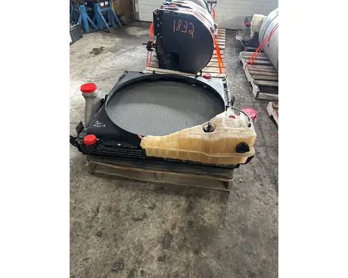 FREIGHTLINER CASCADIA Cooling Assy. (Rad., Cond., ATAAC)