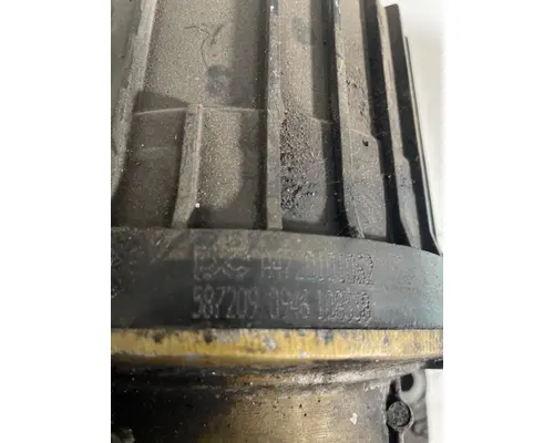 FREIGHTLINER CASCADIA Crankcase Breather 315