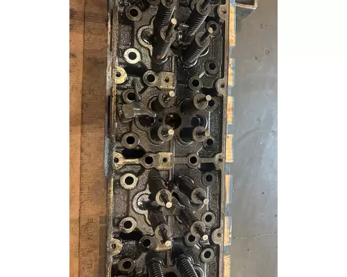 FREIGHTLINER CASCADIA Cylinder Head