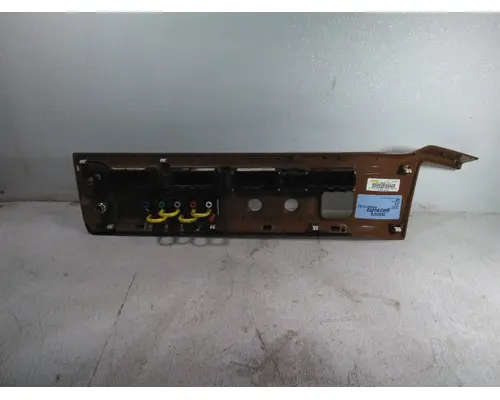 FREIGHTLINER CASCADIA DASH PANEL