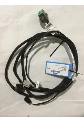 FREIGHTLINER CASCADIA DEF HEADER