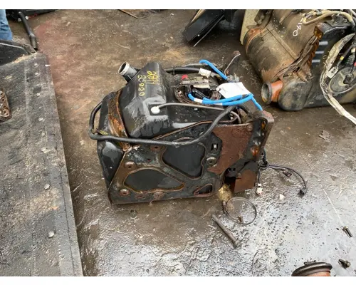 FREIGHTLINER CASCADIA DEF TANK(10005)