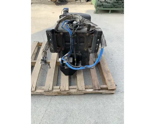 FREIGHTLINER CASCADIA DEF TANK