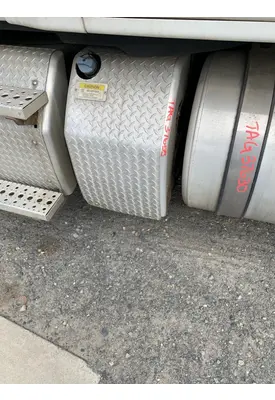 FREIGHTLINER CASCADIA DEF TANK