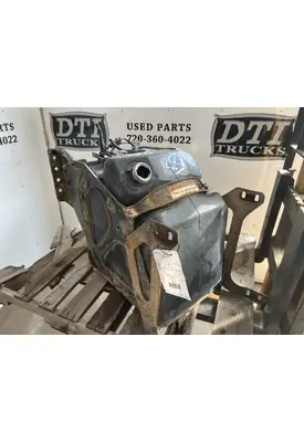 FREIGHTLINER CASCADIA DEF Tank2