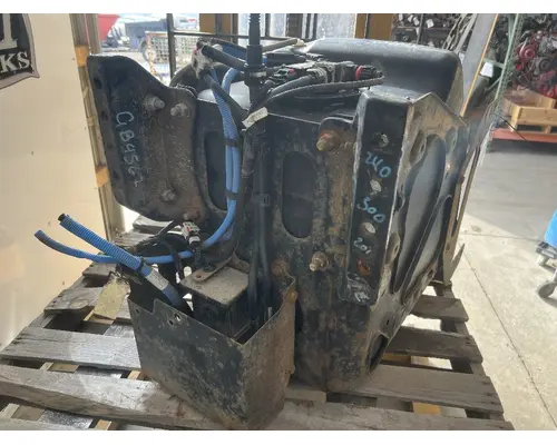 FREIGHTLINER CASCADIA DEF Tank2