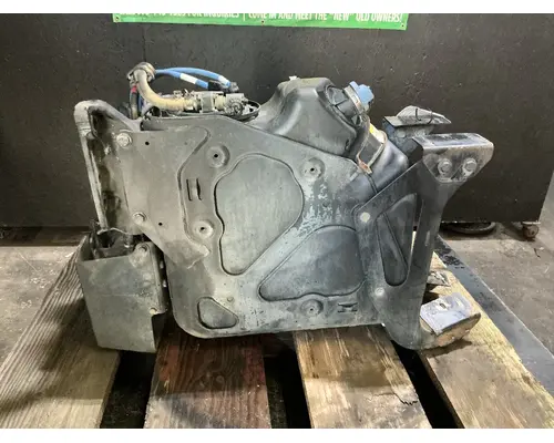 FREIGHTLINER CASCADIA DEF Tank