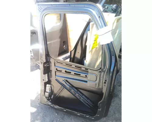 FREIGHTLINER CASCADIA DOOR ASSEMBLY, FRONT