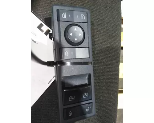 FREIGHTLINER CASCADIA DOOR ELECTRICAL SWITCH