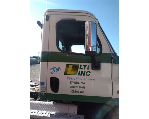 FREIGHTLINER CASCADIA DOOR-FRONT