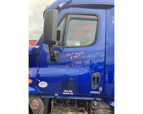 FREIGHTLINER CASCADIA DOOR-FRONT