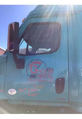 FREIGHTLINER CASCADIA DOOR-FRONT