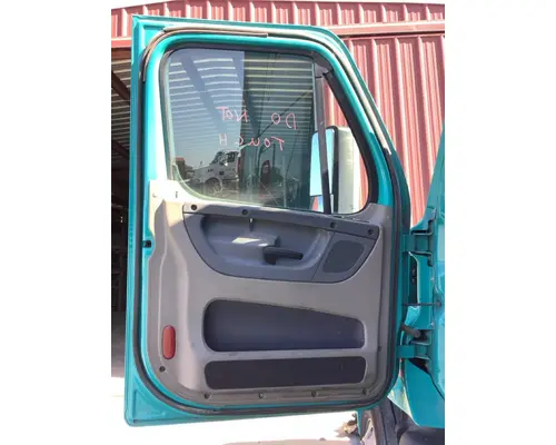 FREIGHTLINER CASCADIA DOOR-FRONT