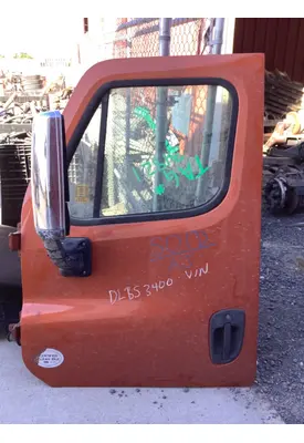 FREIGHTLINER CASCADIA DOOR-FRONT