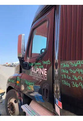 FREIGHTLINER CASCADIA DOOR-FRONT