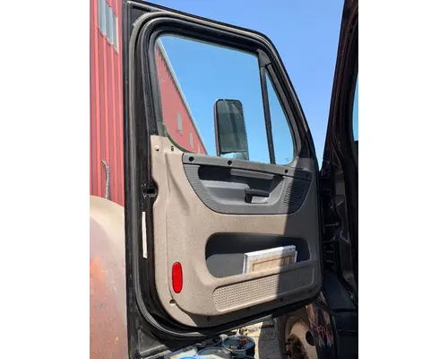 FREIGHTLINER CASCADIA DOOR-FRONT