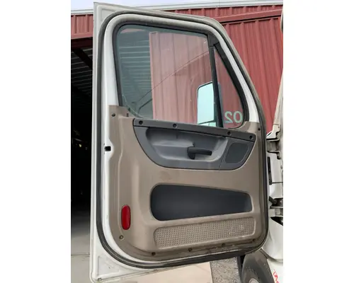 FREIGHTLINER CASCADIA DOOR-FRONT