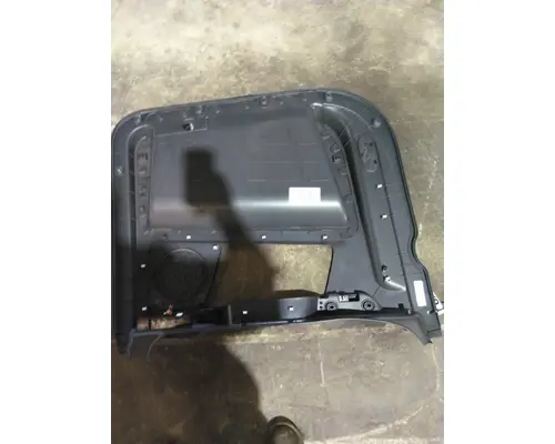FREIGHTLINER CASCADIA DOOR INTERIOR PANEL
